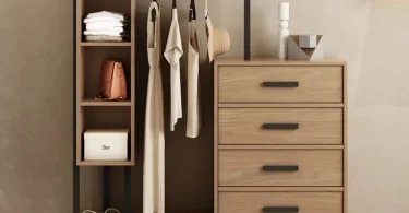 best style tips for small wardrobe